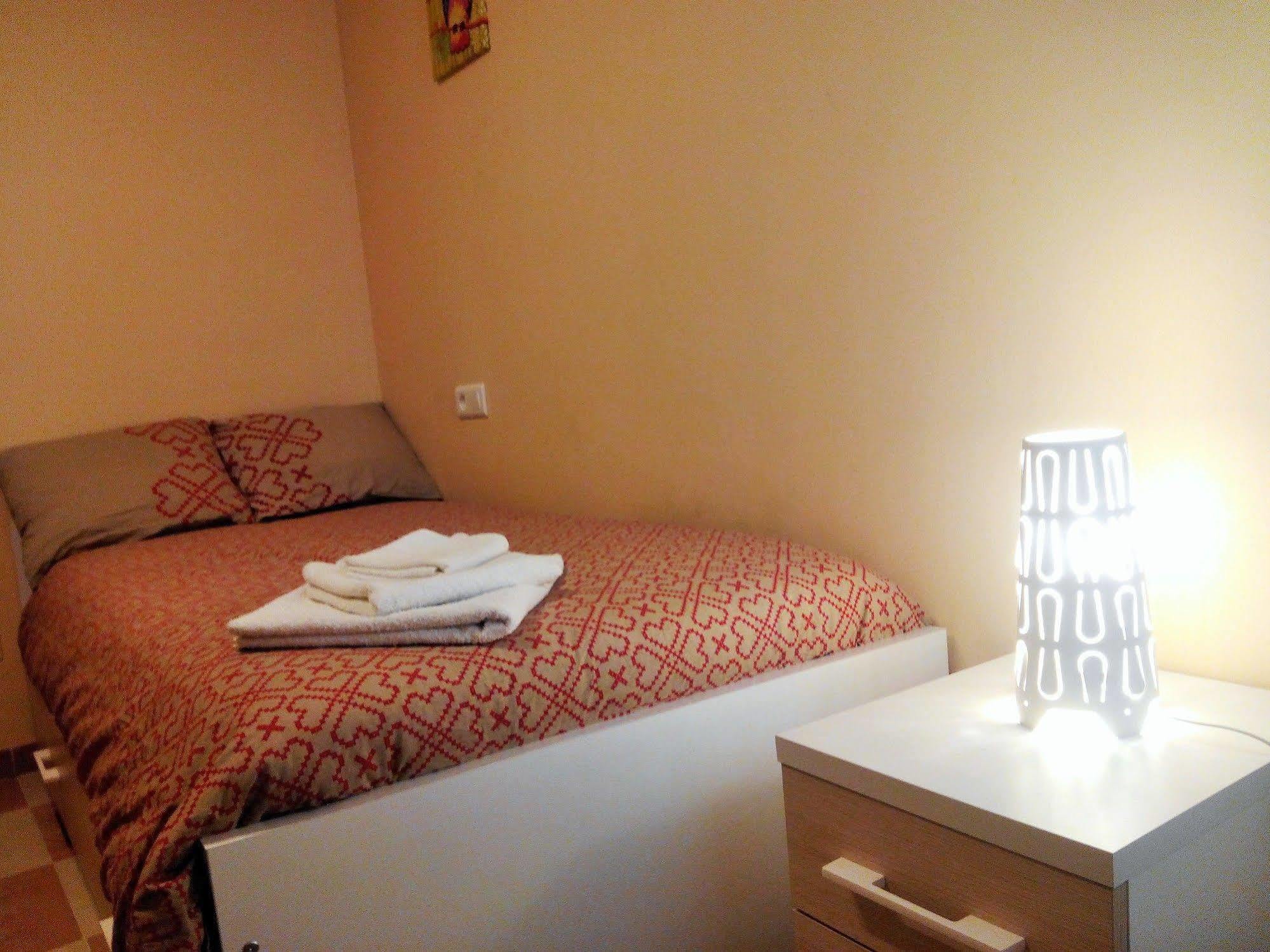 Apartamentos Decada มาลากา ภายนอก รูปภาพ