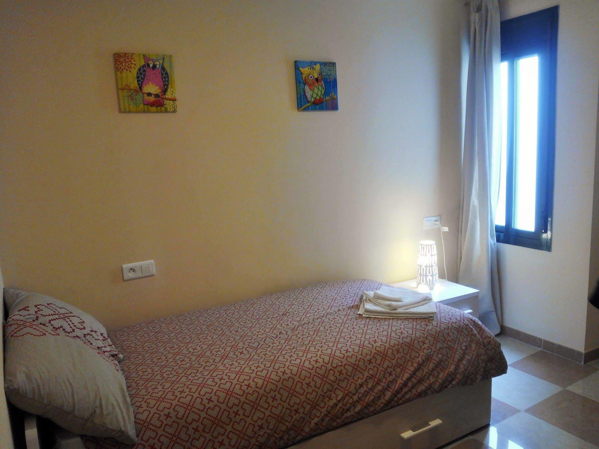 Apartamentos Decada มาลากา ภายนอก รูปภาพ